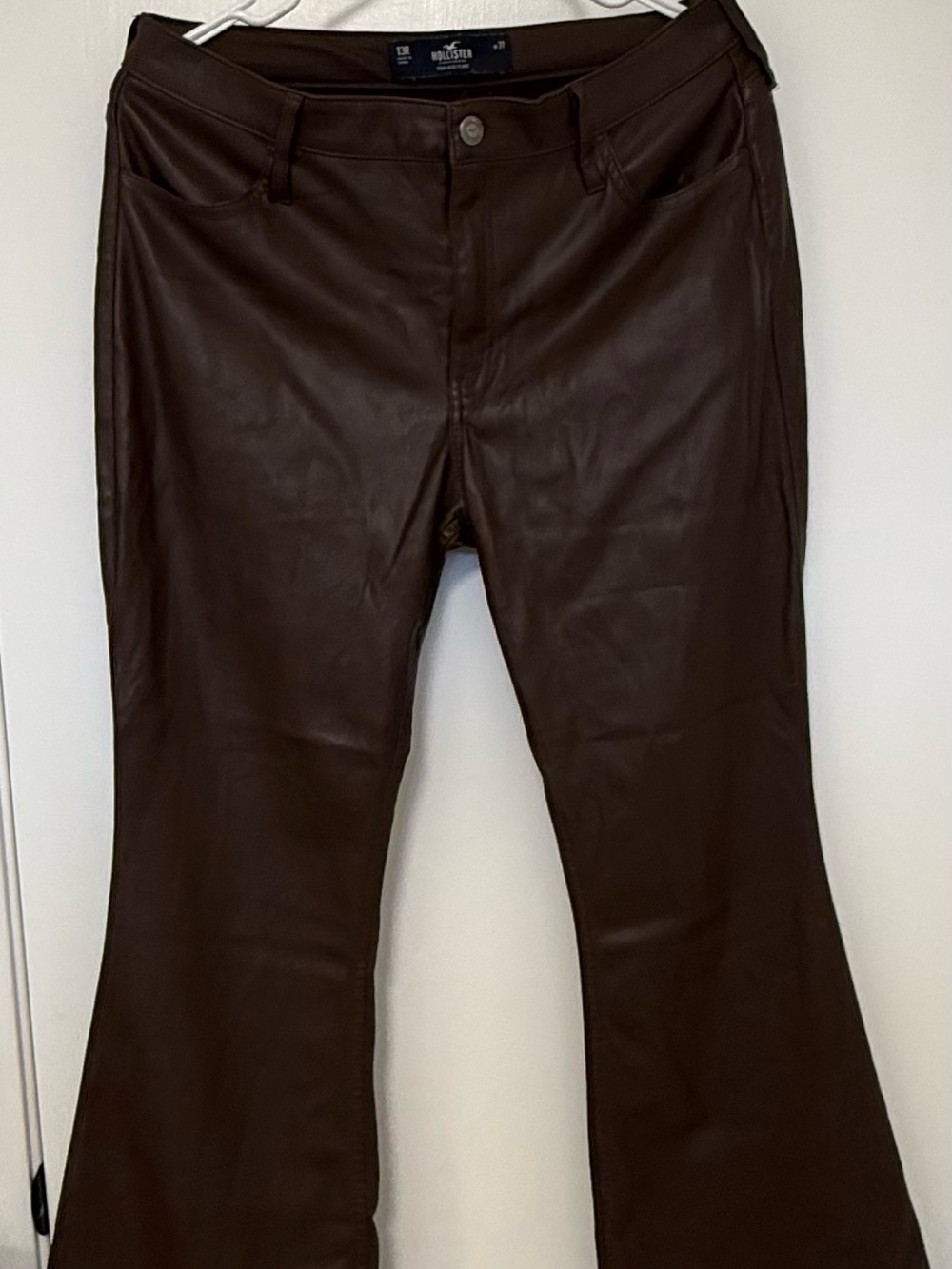 Hollister High-Rise Flare Brown Coated Pants – Size 13R / W31